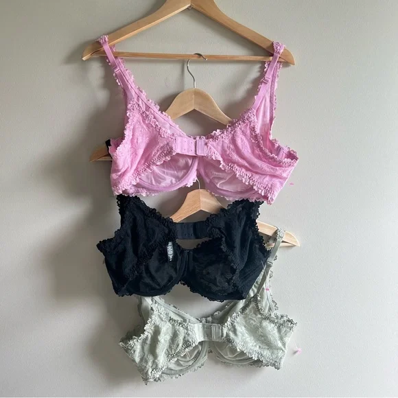 Skims Lace Bras Set Of 3 Size 40D And 38D Green Pink Black Underwire - Picture 5 of 11